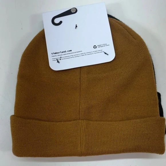 Timberland Dual-Tone Black and Tan Beanie Set - Picture 3 of 5